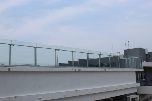 Stainless Steel & Glass Railing